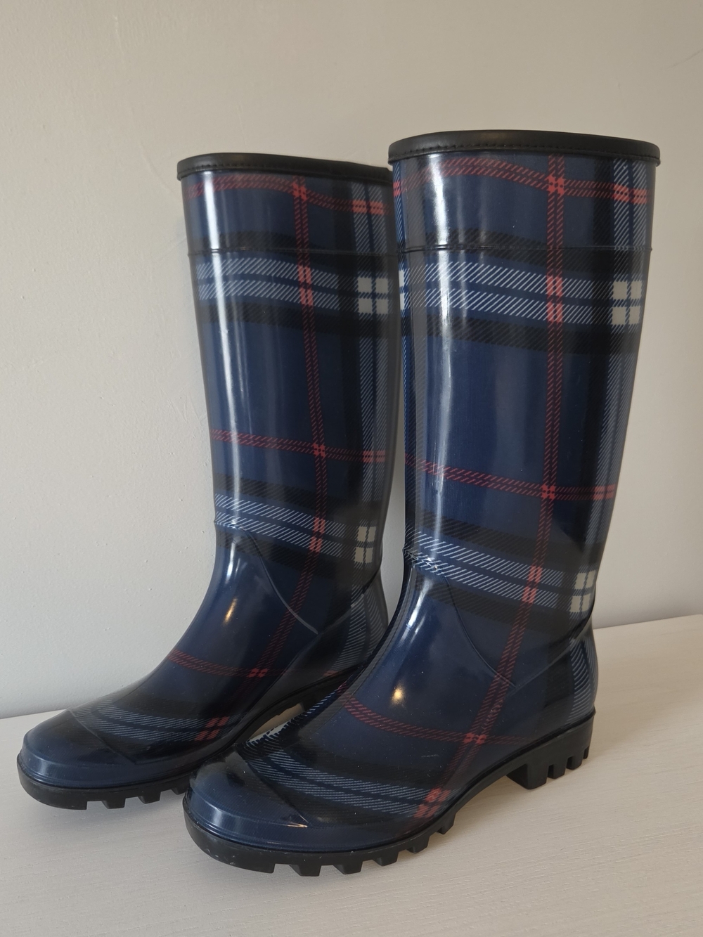 Dirty Laundry Tall Rain Boots Plaid Blue/Pink 8